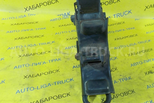 Задние подушки  кабины Isuzu Elf 4HL1T Задние подушки  кабины  2005  8-97333-500-0