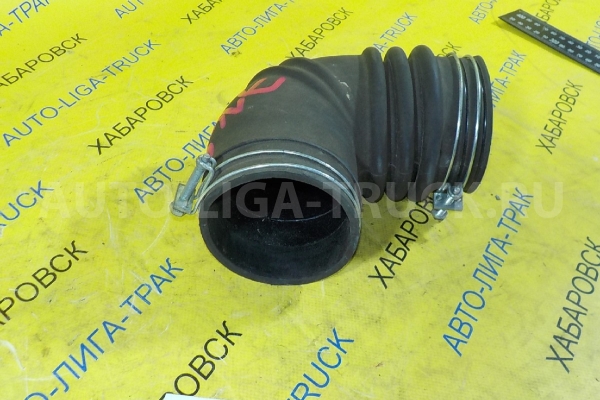 Впускной патрубок Isuzu Elf 4HF1 Впускной патрубок 4HF1 1996  8-97102-361-0