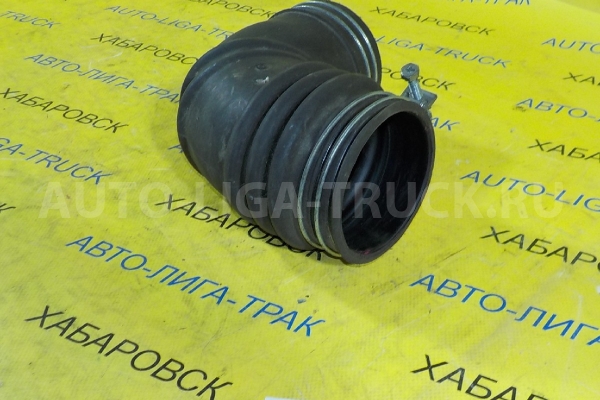 Впускной патрубок Isuzu Elf 4HF1 Впускной патрубок 4HF1 1996  8-97102-361-0