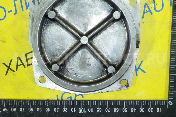 Крышка Isuzu Elf 4HF1 Крышка 4HF1 1997  8-94334-681-1