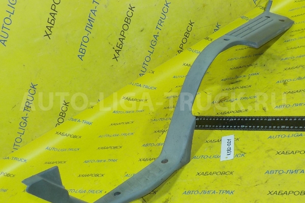 Порог Mitsubishi Canter 4D35 Порог 4D35 1994  MC139539