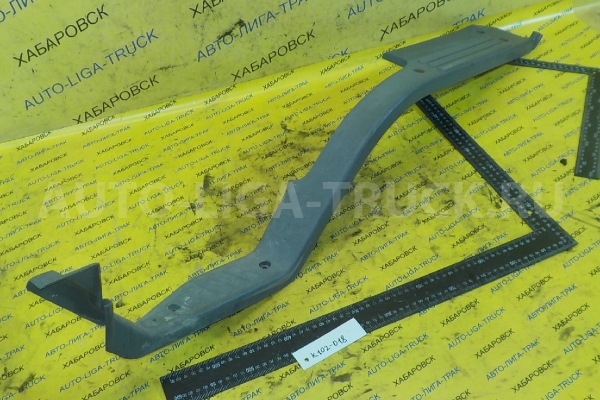 Порог Mitsubishi Canter 4D36 Порог 4D36 1994 MC139538 Порог Mitsubishi Canter 4D36 Порог 4D36 1994 MC139538