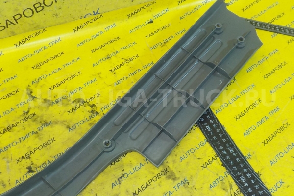 Порог Mitsubishi Canter 4D36 Порог 4D36 1994 MC139538 Порог Mitsubishi Canter 4D36 Порог 4D36 1994 MC139538