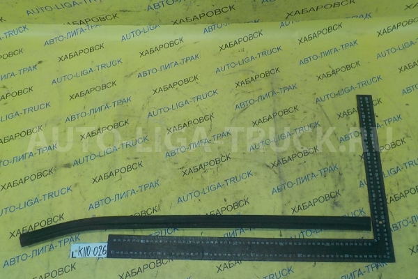 Уплотнитель стекла двери Mitsubishi Canter 4M40 Уплотнитель двери 4M40 1996 MC146081 Уплотнитель стекла двери Mitsubishi Canter 4M40 Уплотнитель двери 4M40 1996 MC146081