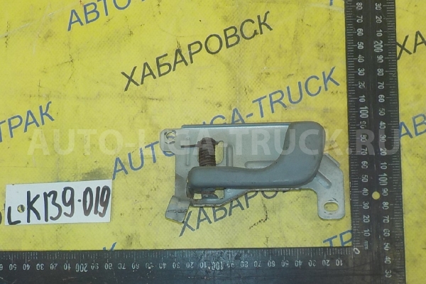 Ручка двери внутреняя Mitsubishi Canter 4D36 Ручка двери внутреняя 4D36 1999  MC142091