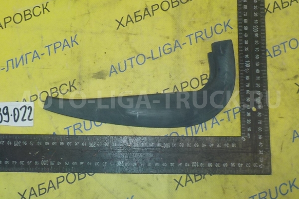 Накладка двери Mitsubishi Canter 4D36 Накладка двери 4D36 1999  MC146085