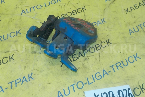 Крепление двери Mitsubishi Canter 4D36 Крепление двери 4D36 1999 MC148975 Крепление двери Mitsubishi Canter 4D36 Крепление двери 4D36 1999 MC148975