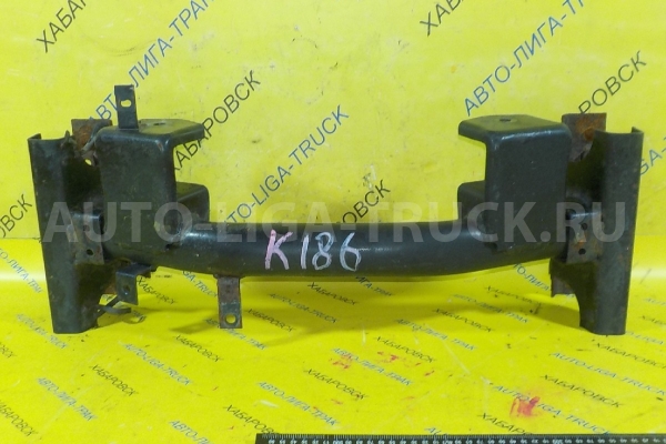БАЛКА ПОПЕРЕЧНАЯ КПП Mitsubishi Canter 4M40 Кронштейн 4M40 2003 MK399447 БАЛКА ПОПЕРЕЧНАЯ КПП Mitsubishi Canter 4M40 Кронштейн 4M40 2003 MK399447
