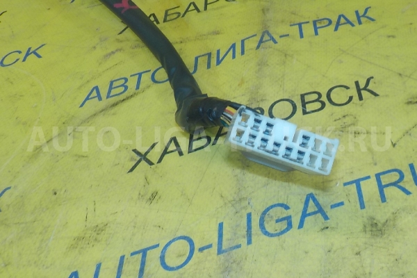 Проводка двери Mitsubishi Canter 4M40 Проводка двери 4M40 2003 MK452302 Проводка двери Mitsubishi Canter 4M40 Проводка двери 4M40 2003 MK452302