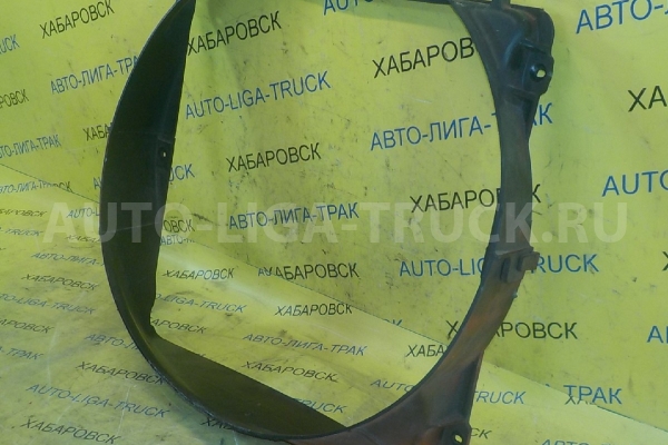 Диффузор радиатора Mitsubishi Canter 4M51 Диффузор радиатора 4M51 2000  ME299322