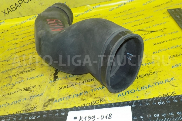 Патрубок фильтра Mitsubishi Canter 4P10T Патрубок фильтра  2012  ME423061