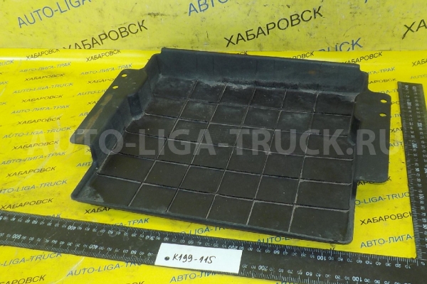 Крышка АКБ Mitsubishi Canter 4P10T Крышка АКБ  2012  MK648363
