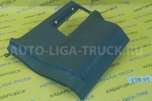 Обшивка Mitsubishi Canter 4D33 Обшивка 4D33 1999  MC140242