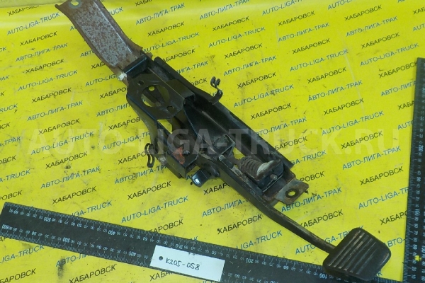 Педаль сцепления Mitsubishi Canter 4D32 Педаль сцепления 4D32 1990 MB334546 Педаль сцепления Mitsubishi Canter 4D32 Педаль сцепления 4D32 1990 MB334546