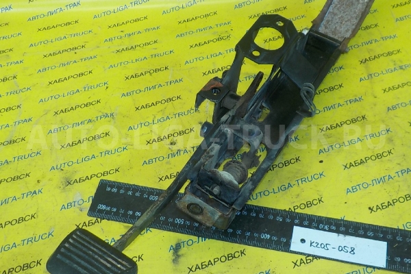 Педаль сцепления Mitsubishi Canter 4D32 Педаль сцепления 4D32 1990 MB334546 Педаль сцепления Mitsubishi Canter 4D32 Педаль сцепления 4D32 1990 MB334546