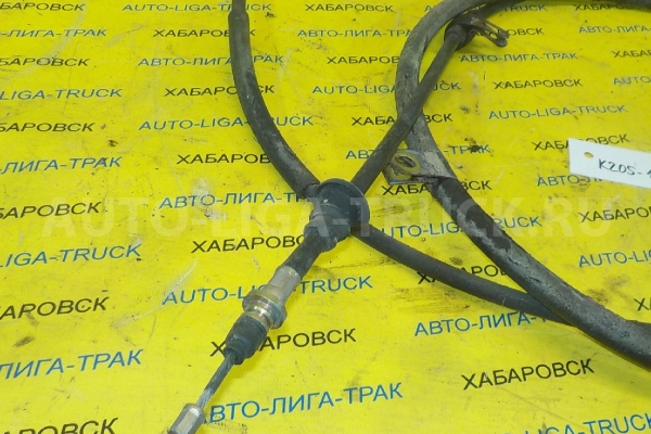 Тросик ручного тормоза Mitsubishi Canter 4D32 Тросик ручного тормоза 4D32 1990  MB334042