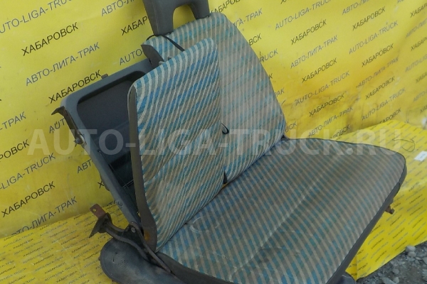 СИДЕНИЕ Mitsubishi Canter 4D32 СИДЕНИЕ 4D32 1990  MC131315