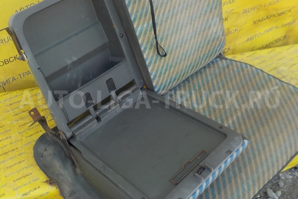 СИДЕНИЕ Mitsubishi Canter 4D32 СИДЕНИЕ 4D32 1990  MC131315