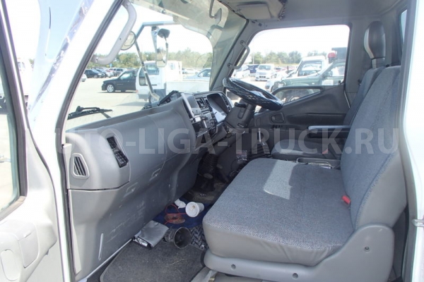 Кабина Mitsubishi canter 174 ШИРОКАЯ КАБИНА 1998 24 Кабина Mitsubishi canter 174 ШИРОКАЯ КАБИНА 1998 24