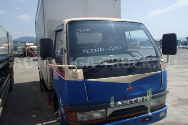 Mitsubishi canter 157  4D33 1995 24 