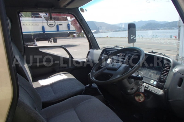 Mitsubishi canter 157  4D33 1995 24 