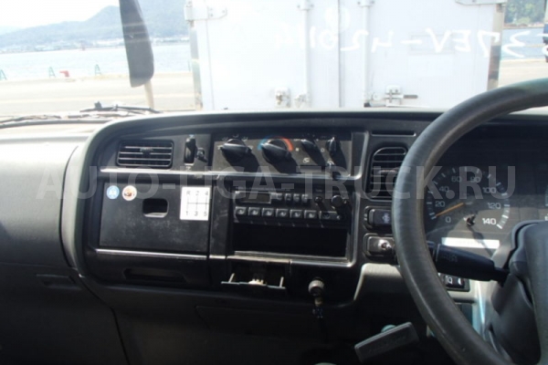 Mitsubishi canter 157  4D33 1995 24 