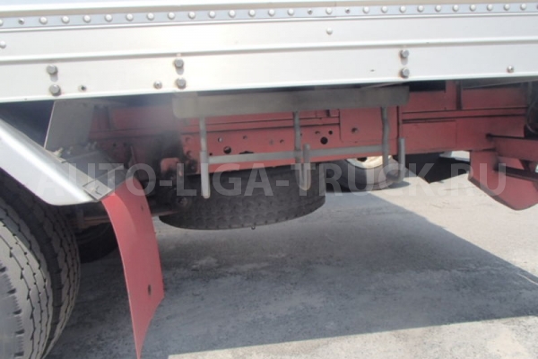 Mitsubishi canter 157  4D33 1995 24 