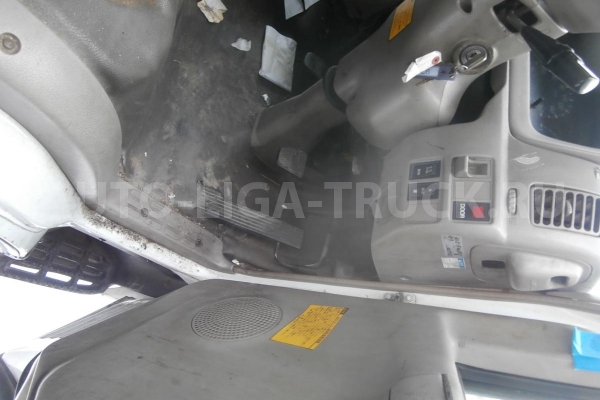 Кабина Toyota duna 124  ШИРОКАЯ КАБИНА  2001 24 