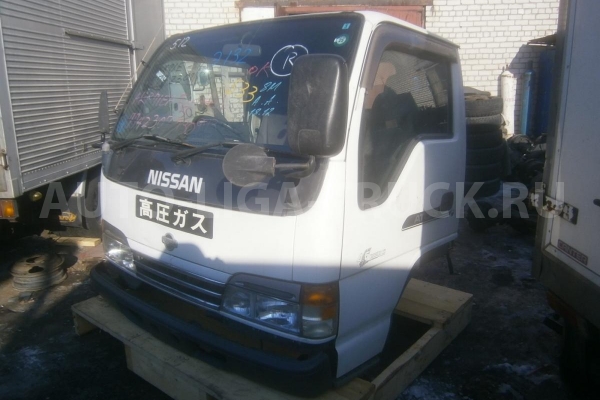 Кабина Isuzu Elf 132 КАБИНА  2000 24 