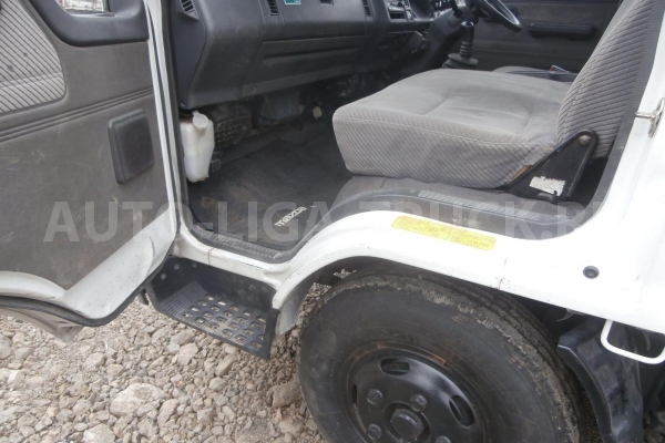 Кабина Mazda Titan 126 КАБИНА  1997 24 