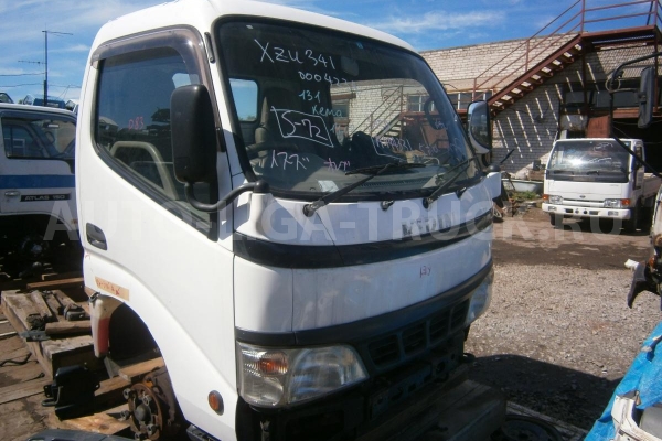 Кабина Toyota Duna 83 КАБИНА  2004 24 
