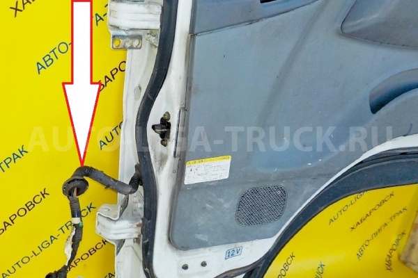 Проводка двери Mitsubishi Canter  Проводка двери  2001 12 MK452302