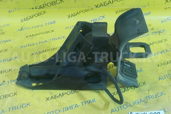 Передняя подушка кабины Mazda Titan VS Передняя подушка кабины VS 2001 W612-36-210 Передняя подушка кабины Mazda Titan VS Передняя подушка кабины VS 2001 W612-36-210