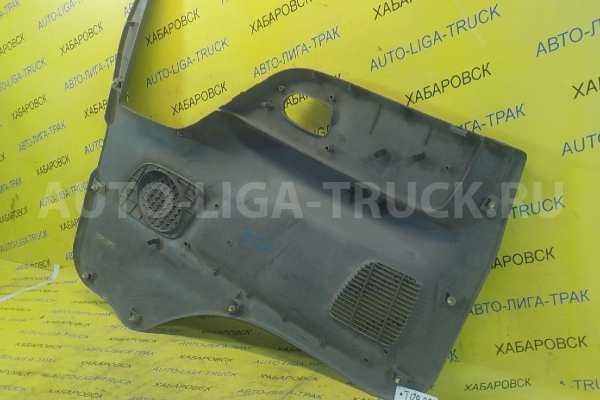 Обшивка двери Mazda Titan 4HG1 Обшивка двери 4HG1 2003  W631-68-450E