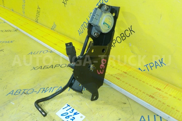 КАБИНА Mazda Titan 4HF1 КАБИНА 4HF1 2001 24 КАБИНА Mazda Titan 4HF1 КАБИНА 4HF1 2001 24