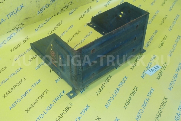 Крепление АКБ Mazda Titan TF Крепление АКБ TF 2001  W611-38-510A