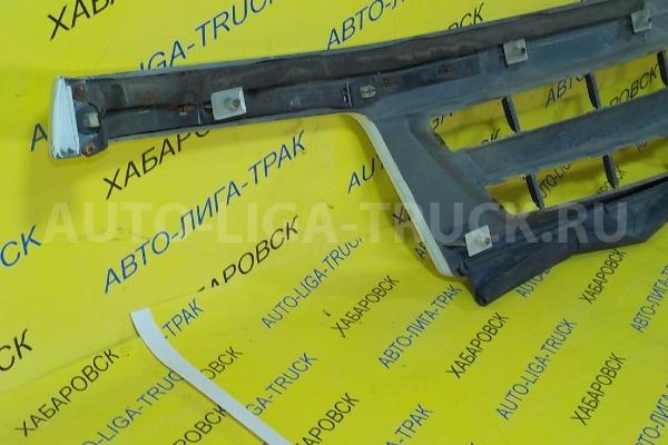 Решетка радиатора Mazda Titan 4HG1 Решетка радиатора 4HG1 2000  W610-50-710G