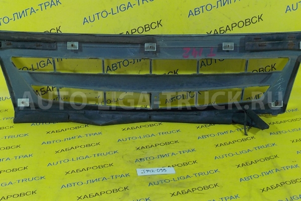 Решетка радиатора Mazda Titan 4HG1 Решетка радиатора 4HG1 2000  W610-50-710G