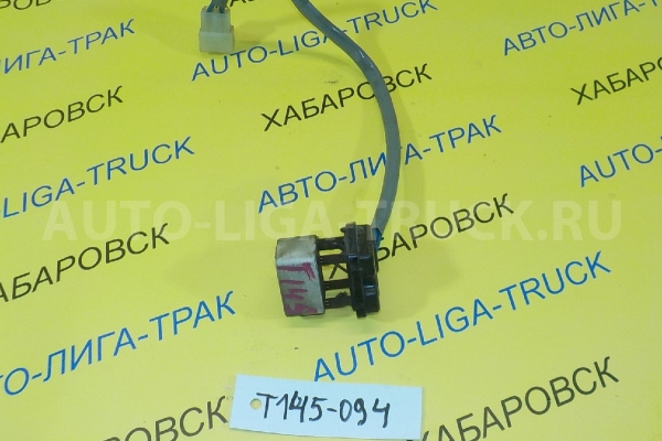Реостат печки Mazda Titan TF Реостат печки TF 1996 W202-61-B15 Реостат печки Mazda Titan TF Реостат печки TF 1996 W202-61-B15