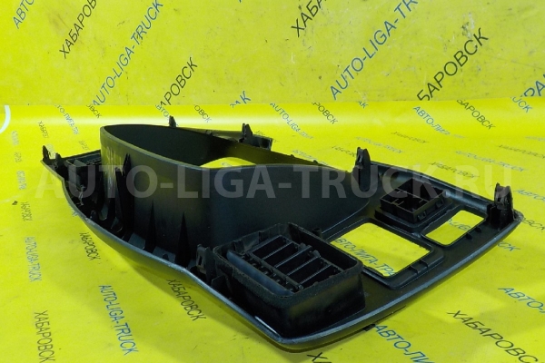 Консоль панели приборов Mazda Titan WL Консоль панели приборов WL 2002 W620-55-420A Консоль панели приборов Mazda Titan WL Консоль панели приборов WL 2002 W620-55-420A