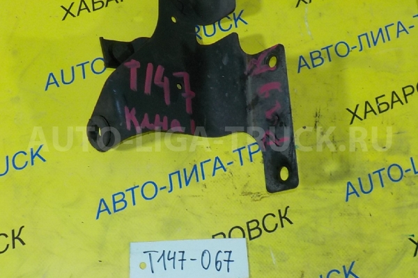 Крепление радиатора Mazda Titan WL Крепление радиатора WL 2002  WLC3-15-230