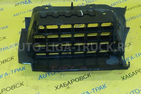 Подножка Mazda Titan WL Подножка WL 2002 S58B-51-V10B Подножка Mazda Titan WL Подножка WL 2002 S58B-51-V10B