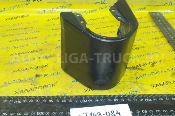 накладка на стойку зеркала Mazda Titan 4HF1 накладка на стойку зеркала 4HF1 1997  W74P-69-187