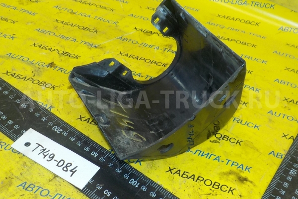 накладка на стойку зеркала Mazda Titan 4HF1 накладка на стойку зеркала 4HF1 1997  W74P-69-187