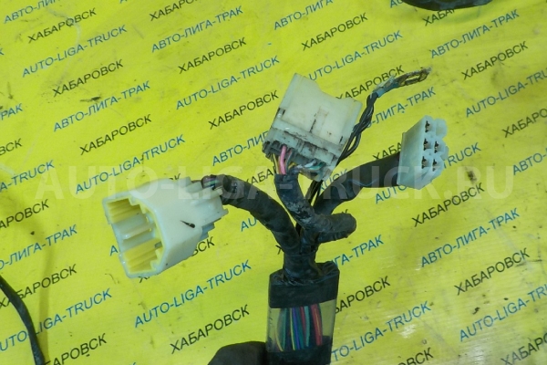 Электропроводка Mazda Titan 4HF1 Электропроводка 4HF1 1997  W424-67-010G